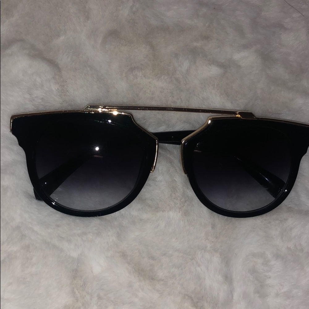 Black frames